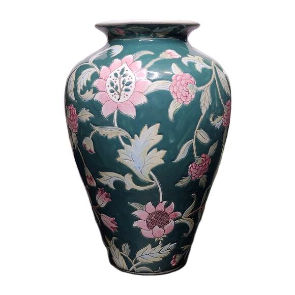 Vintage Porcelain Chinese Macau Vase Green with Pink Floral Design 10" Numbered - Picture 2 of 8